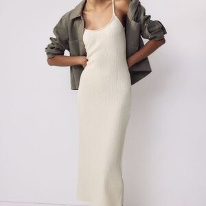 H&M Crinkled Jersey Dress in Light Beige